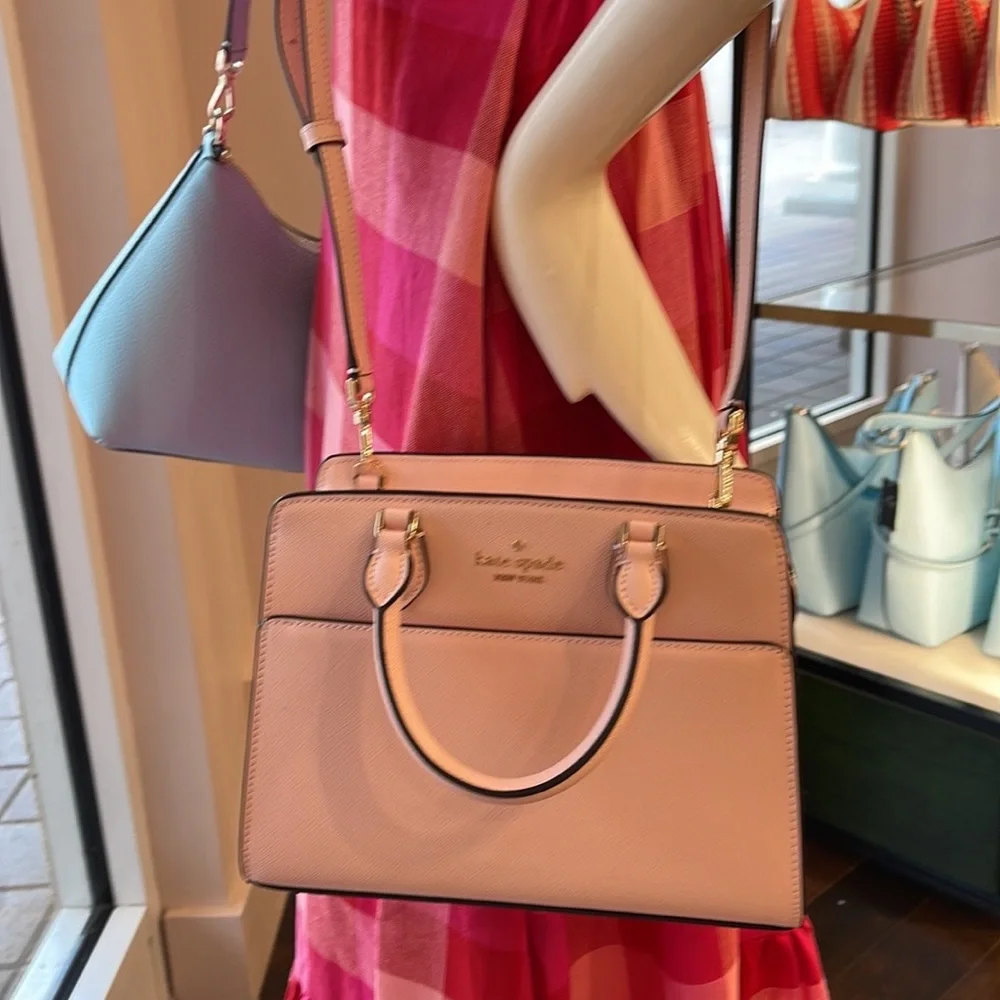 Kate Spade Madison Saffiano Leather Small Satchel
COLOR:
Conch Pink
NWT - Picture 9 of 16